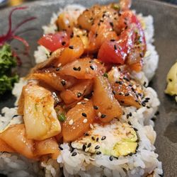 Love Sushi Blue - California Roll topped with Poke Sushi