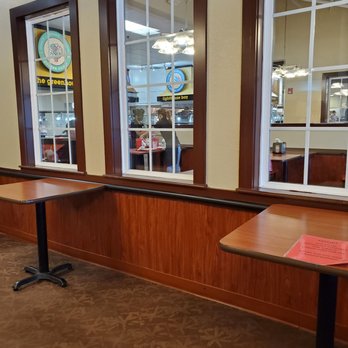 Golden Corral Buffet & Grill - Inside the restaurant. - Buffets Near Me - Shiloh, Illinois Golden Corral Buffet & Grill - Inside the restaurant. - Buffets Near Me - Shiloh, Illinois