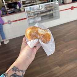 Shipley Do-Nuts - Glazed doughnut