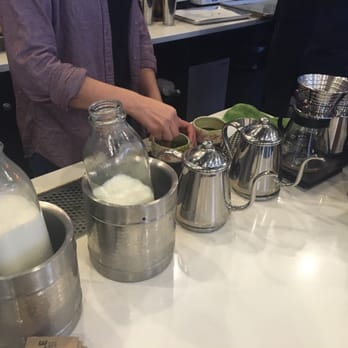 Bibble & Sip - Matcha making process - Coffee & Tea Near Me - New York, New York