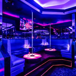 Tattletale Lounge - VIP tables