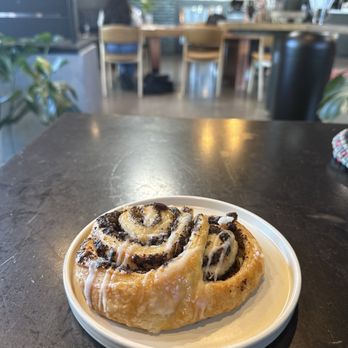 Tupelo Coffee House - Poppy seed bun - Coffee & Tea Near Me - Sacramento, California Tupelo Coffee House - Poppy seed bun - Coffee & Tea Near Me - Sacramento, California