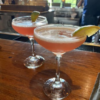 City Perch Kitchen + Bar - Cosmo - New American Near Me - North Bethesda, Maryland City Perch Kitchen + Bar - Cosmo - New American Near Me - North Bethesda, Maryland
