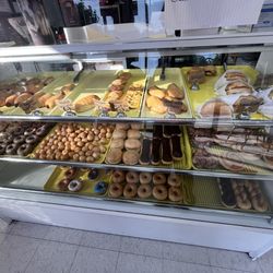 Super Donuts Cypress