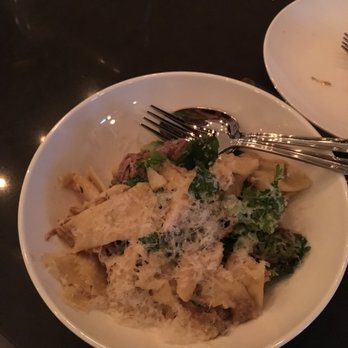 Daisies - Stracci - Pasta Shops Near Me - Chicago, Illinois
