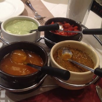 Dera - Complimentary popadoms and dips while I waited. - Indian Near Me - Dublin, D Dera - Complimentary popadoms and dips while I waited. - Indian Near Me - Dublin, D