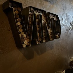 Papa Dio's Restaurant & Wine Bar - Fried Pizza and Manicotti Florentine!