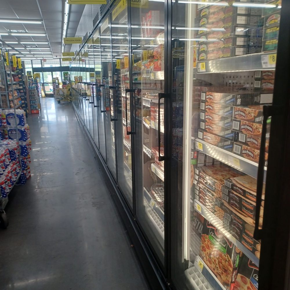 Dollar General - the inside of a grocery store - Discount Store Near Me - Orlando, Florida Dollar General - the inside of a grocery store - Discount Store Near Me - Orlando, Florida
