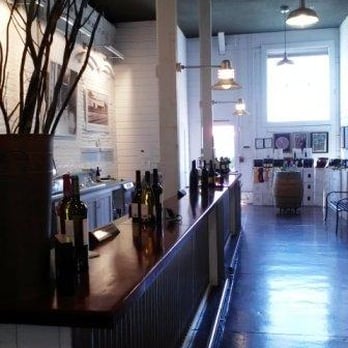 Hudson Street Wineries - Wine Tasting Room Near Me - Healdsburg, California Hudson Street Wineries - Wine Tasting Room Near Me - Healdsburg, California