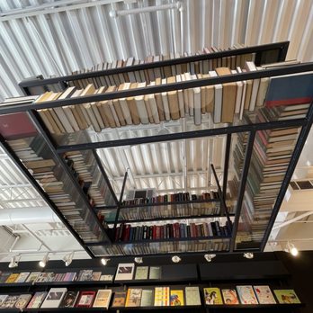 Read Shop - Inside - Bookstores Near Me - Atlanta, Georgia