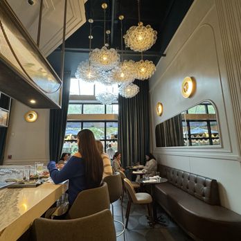 Bouzy - Inside - Wine Bars Near Me - Tampa, Florida Bouzy - Inside - Wine Bars Near Me - Tampa, Florida