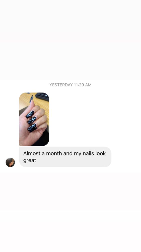 Nails By Ce Logo