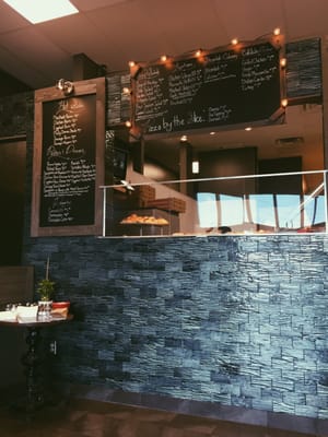 Frankie's Pizza by null