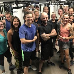 FLY kickbox - A FLY crew!!