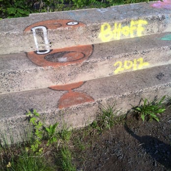 Mount Tom State Reservation - Art in the age of mechanical reproduction. - Hiking Near Me - Holyoke, Massachusetts
