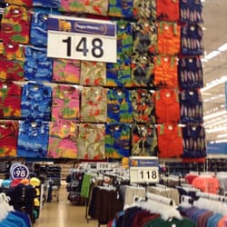 Walmart Super Store - Cancun Tahiti