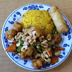 Chinatown Restaurant - $5.15 Chicken w/ Cashew Nuts - 5 Stars - This dish is an incredible value and the flavor is outrageously good for the price.