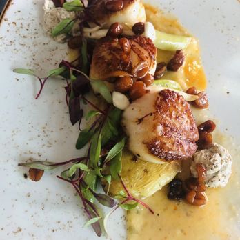 Eighty Ocean Kitchen and Bar - Diver Scallops - American Near Me - Jekyll Island, Georgia