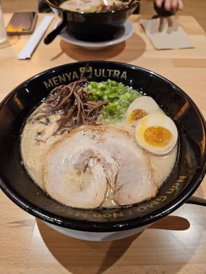 Menya Ultra UTC La Jolla by null