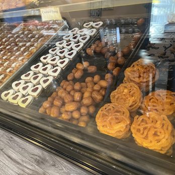 Kourosh Bakery - Yummmmy - Bakeries Near Me - North Vancouver, British Columbia Kourosh Bakery - Yummmmy - Bakeries Near Me - North Vancouver, British Columbia
