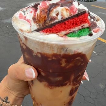 The Barn - Merrick - Uncle joeys rainbow explosion latte - Coffee Roasteries Near Me - Merrick, New York