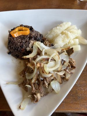 CasaBlanca Cuban Grill by null