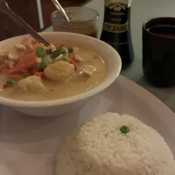 Little Thai Kitchen - Spicy yellow curry always fills my soul. Delicious. - Thai Near Me - Flagstaff, Arizona