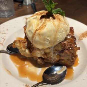 Legacy Chophouse - Bread pudding - Steakhouses Near Me - Omaha, Nebraska