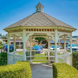 Friendly Village La Habra - Gazebo