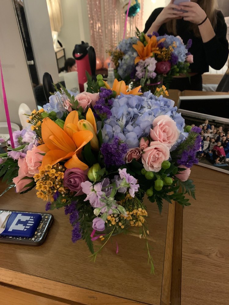 BLOSSOM BASKET FLORIST 24 Photos & 22 Reviews 1002 N Cunningham Ave, Urbana, Illinois