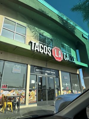 tacos la calle by null
