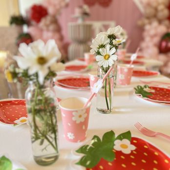 Nari's Events - Berry Farm 6th Birthday Party - Party & Event Planning Near Me Nari's Events - Berry Farm 6th Birthday Party - Party & Event Planning Near Me