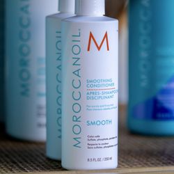 Helium Salon - Shampoo & conditioner