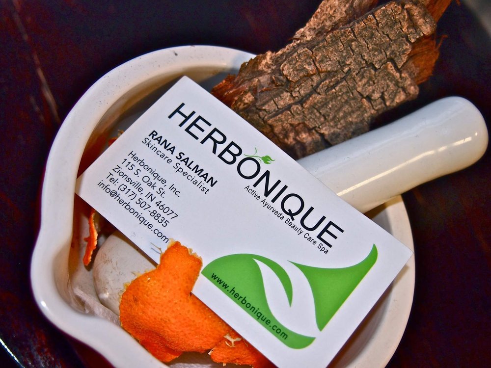 Herbonique Logo