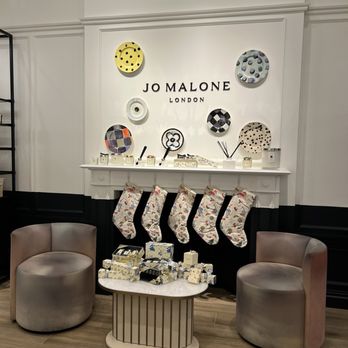 Jo Malone London - Cosmetics & Beauty Supply Near Me - Miami, Florida Jo Malone London - Cosmetics & Beauty Supply Near Me - Miami, Florida