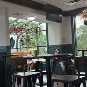 Home Sweet Home Cafe & Brunch - Breakfast & Brunch Near Me - Baltimore, Maryland