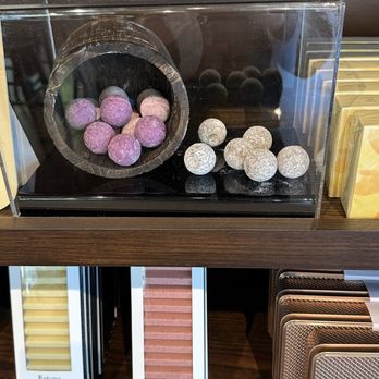 Hotel Chocolat - Truffles - Chocolatiers & Shops Near Me - Chicago, Illinois