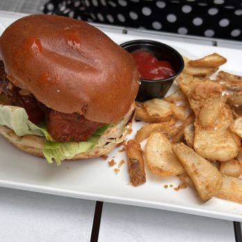 Betts - New American Near Me - Cleveland, Ohio