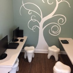 Smith And Bailey Dental - Xbox 360/PlayStation 3/iPad play area