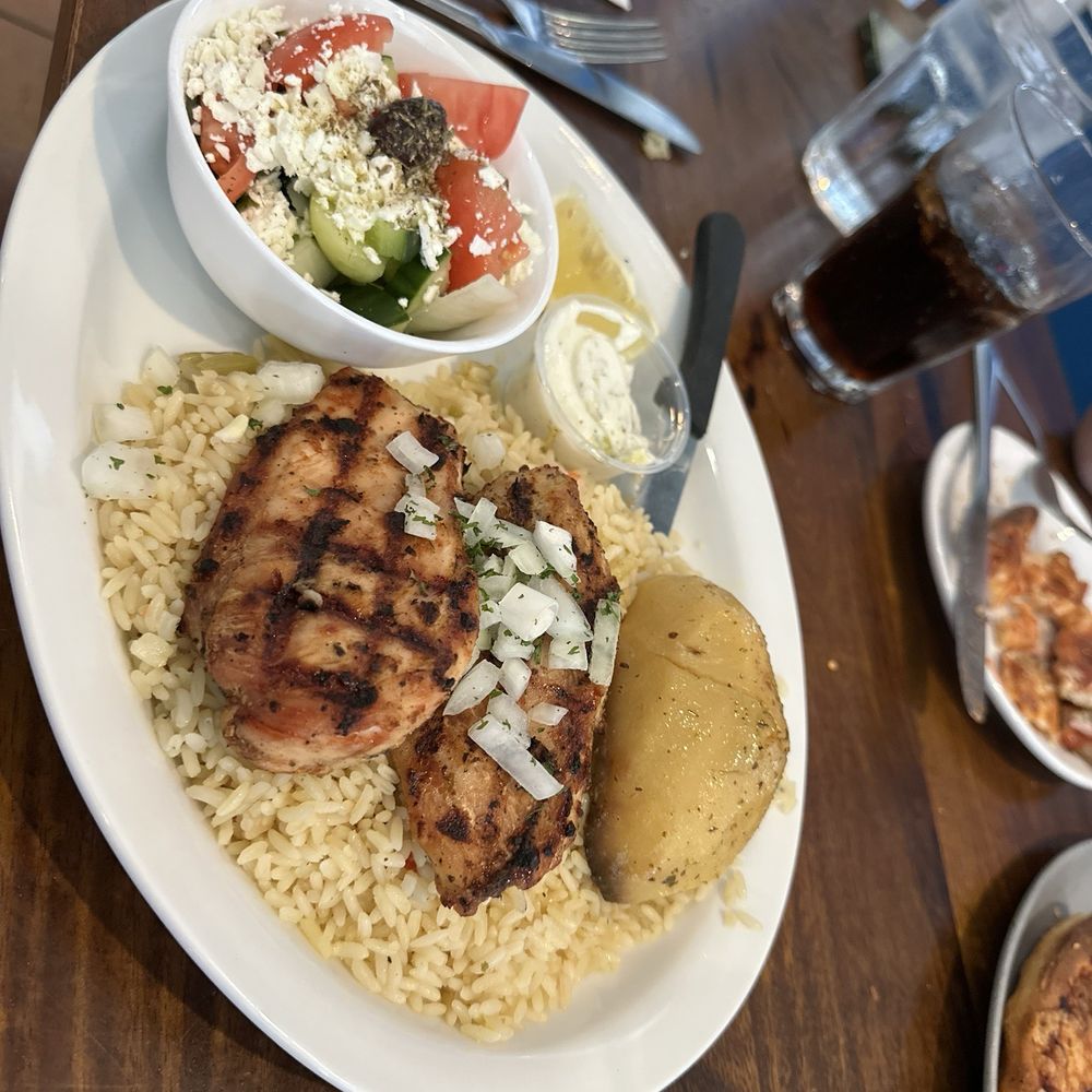 Olympia Restaurant - Grilled chicken - Pizza Near Me - Vancouver, British Columbia