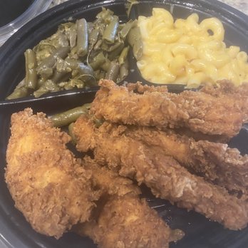 Cracker Barrel Old Country Store - Chicken strips with green beans and Mac and cheese - American Near Me - Casa Grande, Arizona Cracker Barrel Old Country Store - Chicken strips with green beans and Mac and cheese - American Near Me - Casa Grande, Arizona