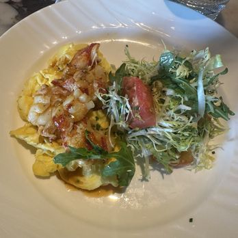Del Mar Columbus - Lobster scramble - Mediterranean Near Me - Columbus, Ohio