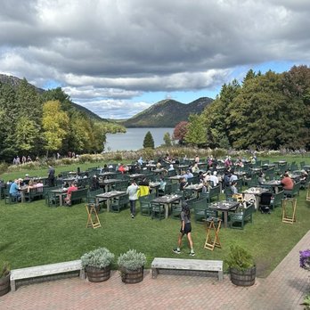 Jordan Pond House - Outdoor Seating Area - Seafood Near Me - Seal Harbor, Maine