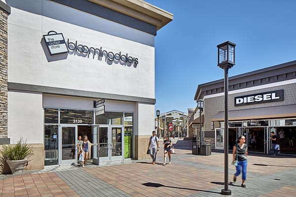 San Francisco Premium Outlets by null
