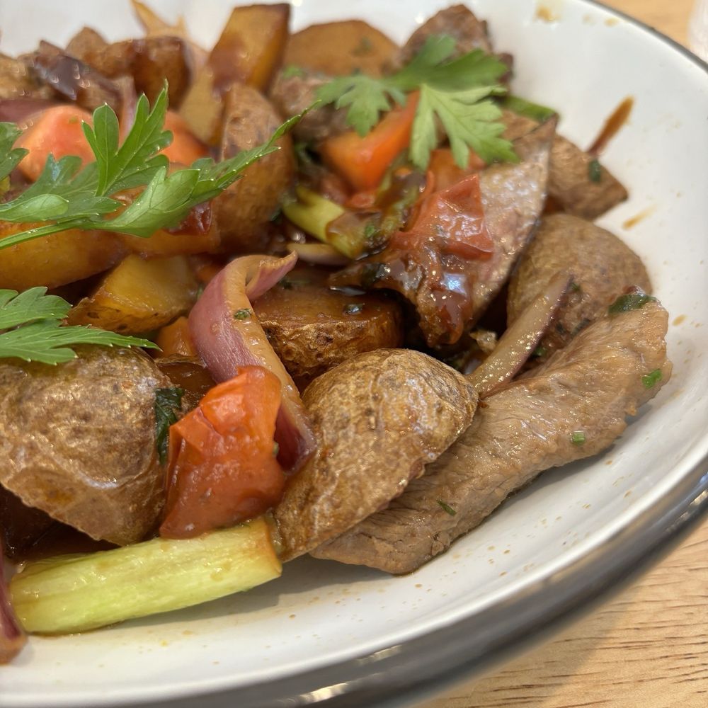 Libélula Bakery and Kitchen - Lomo Saltado - Dominican Near Me - Montclair, New Jersey Libélula Bakery and Kitchen - Lomo Saltado - Dominican Near Me - Montclair, New Jersey