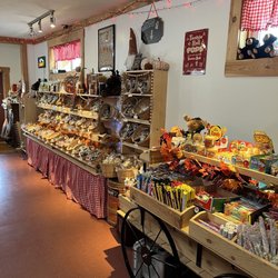 Cardwell Store & RV Park - Candy