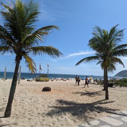 Praia do Leblon