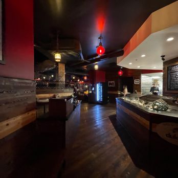 Duke's Seafood - Seafood Near Me - Seattle, Washington