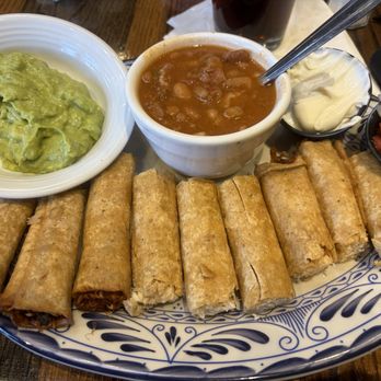 Julio's Mexican Food - Flautas Oaxaquenas - Mexican Near Me - El Paso, Texas Julio's Mexican Food - Flautas Oaxaquenas - Mexican Near Me - El Paso, Texas