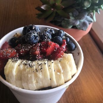Phillips Ranch Health Bar - Regular Açaí Bowl - Juice Bars & Smoothies Near Me - Pomona, California Phillips Ranch Health Bar - Regular Açaí Bowl - Juice Bars & Smoothies Near Me - Pomona, California